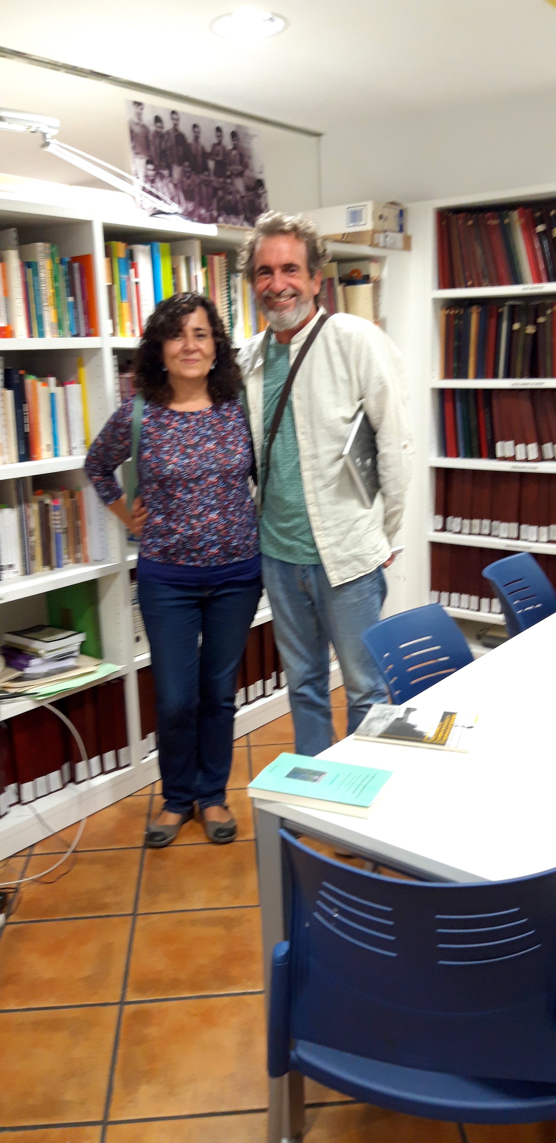 Isabel Montávez i Manuel Sanz s'interessen pels fons del CEL